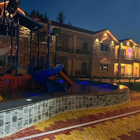 מנדרמוני Swarnabhoomi Beach Resort מראה חיצוני תמונה