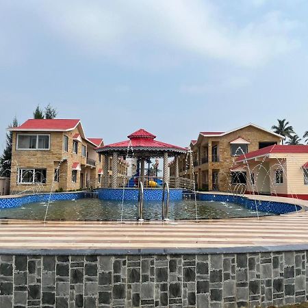 מנדרמוני Swarnabhoomi Beach Resort מראה חיצוני תמונה